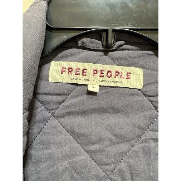 Free People Women's XS Oversized Gray Quilted Happy Day Dreamer Jacket - Picture 4 of 13
